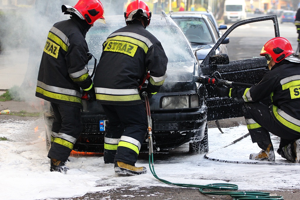 Na Kościuszki samochód stanął w ogniu