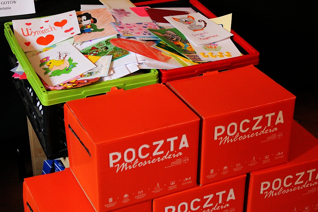 Listy z legnickiej diecezji pojechały do Krakowa