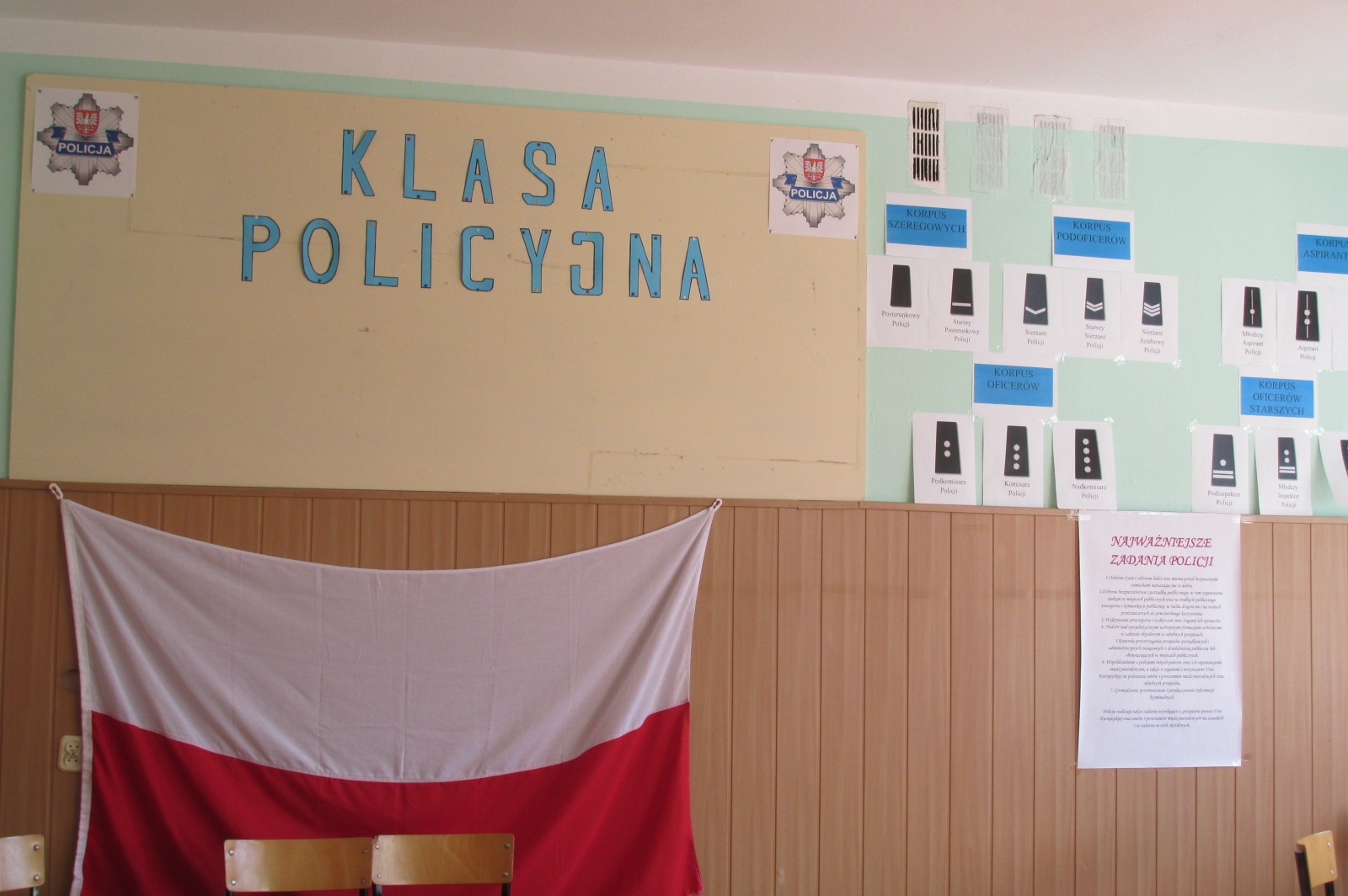 VII LO zaprasza do klas mundurowych
