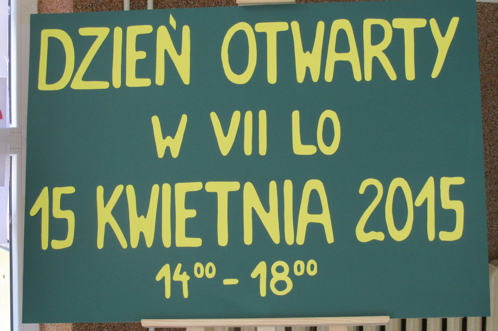 VII LO zaprasza do klas mundurowych