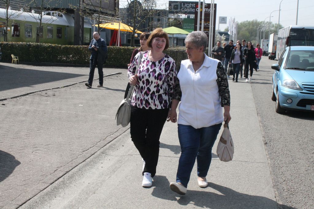 Zwiedzają Brukselę z posłem Ujazdowskim