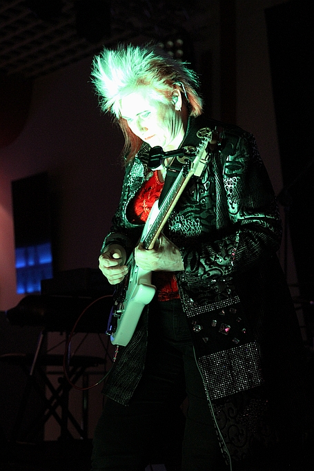 Gitarzystka Michaela Jacksona w Legnicy