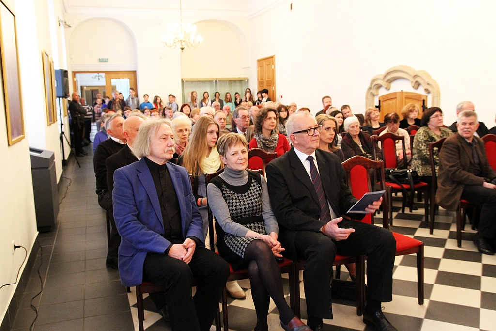 HOMAGE TO REQUIEM Romana Maciejewskiego