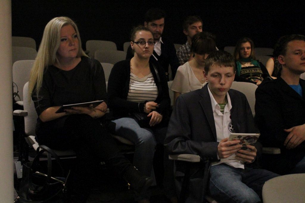 Zwiedzają Brukselę z posłem Ujazdowskim