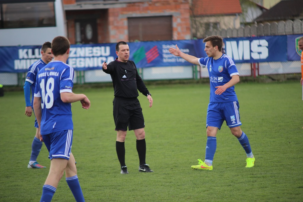 4. liga: Miedź II - GKS Kobierzyce 2:2 (1:2)