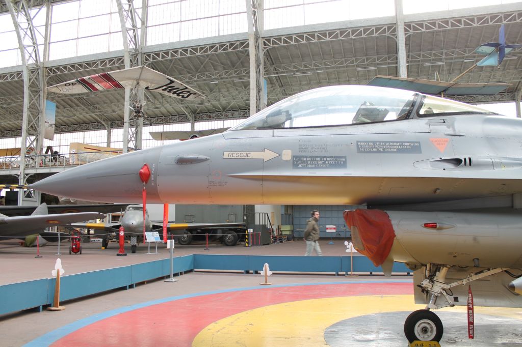 Królewskie Muzeum Sił Zbrojnych i Historii Militarnej cz.2