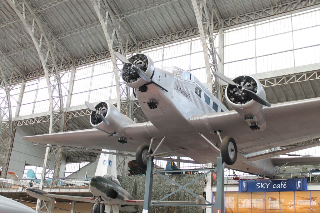 Królewskie Muzeum Sił Zbrojnych i Historii Militarnej cz.2