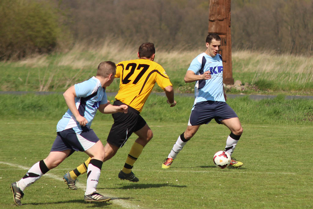 Klasa A: Czarni - Błękitni 0:3 (0:0)