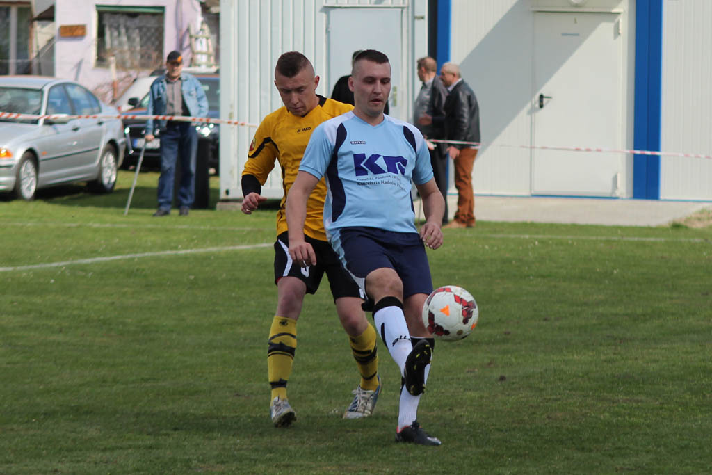 Klasa A: Czarni - Błękitni 0:3 (0:0)