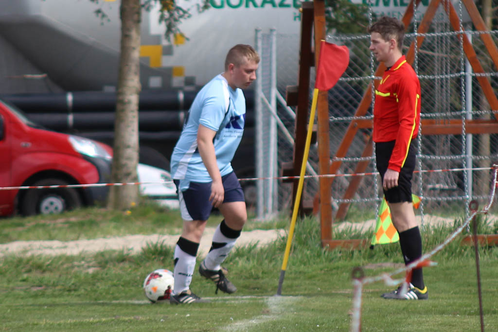 Klasa A: Czarni - Błękitni 0:3 (0:0)