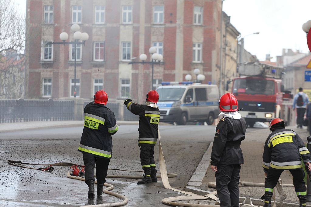 Pożar na Kartuskiej. Była stolarnia w ogniu
