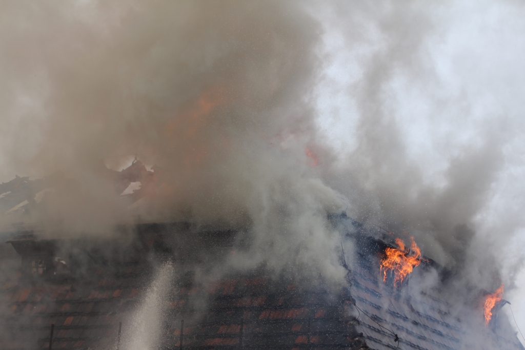 Pożar na Kartuskiej. Była stolarnia w ogniu
