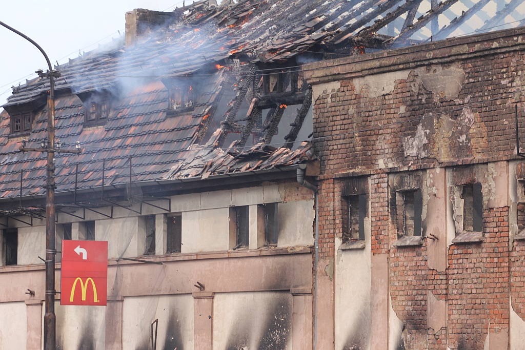 Pożar na Kartuskiej. Była stolarnia w ogniu
