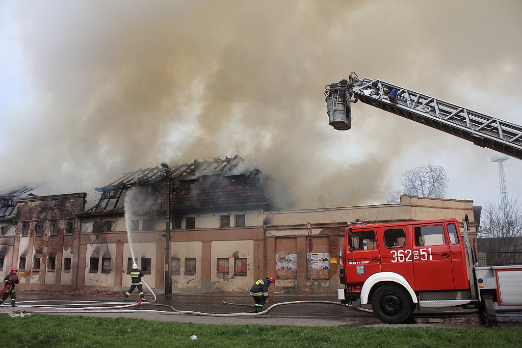 Pożar na Kartuskiej. Była stolarnia w ogniu
