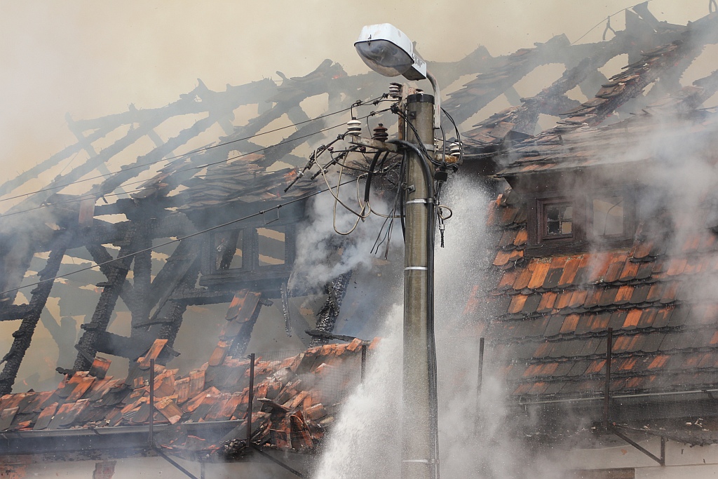 Pożar na Kartuskiej. Była stolarnia w ogniu
