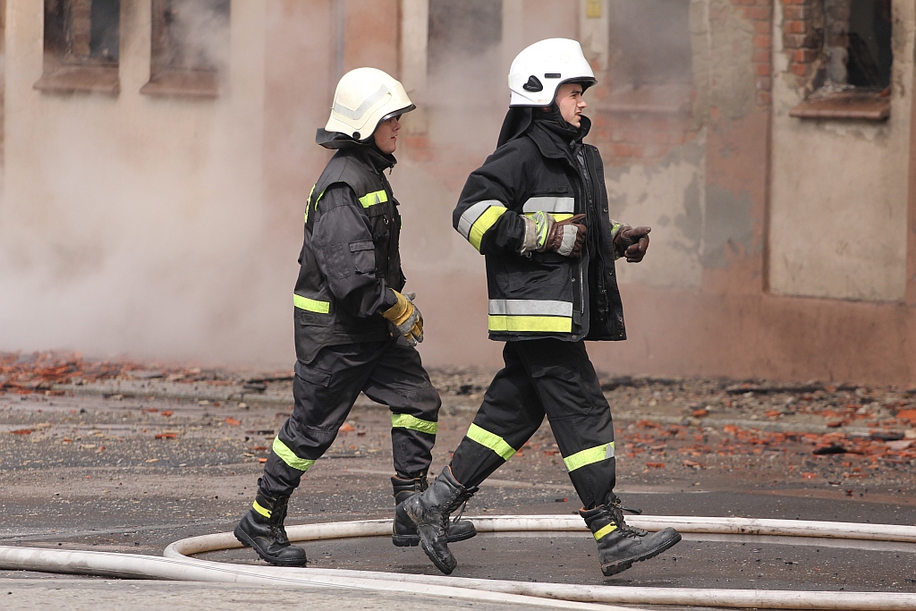 Pożar na Kartuskiej. Była stolarnia w ogniu
