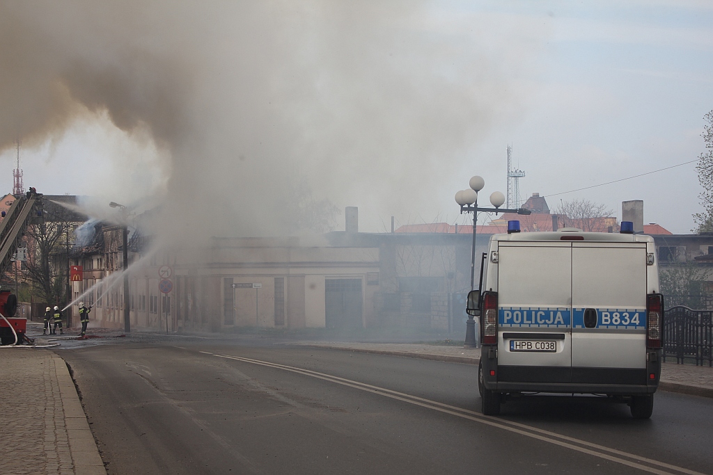 Pożar na Kartuskiej. Była stolarnia w ogniu
