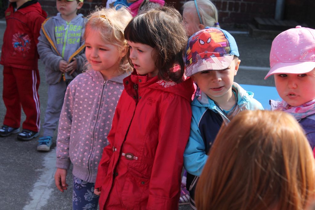 Dwaj zawodnicy na zakończenie sportowego tygodnia