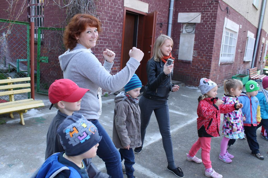 Dwaj zawodnicy na zakończenie sportowego tygodnia