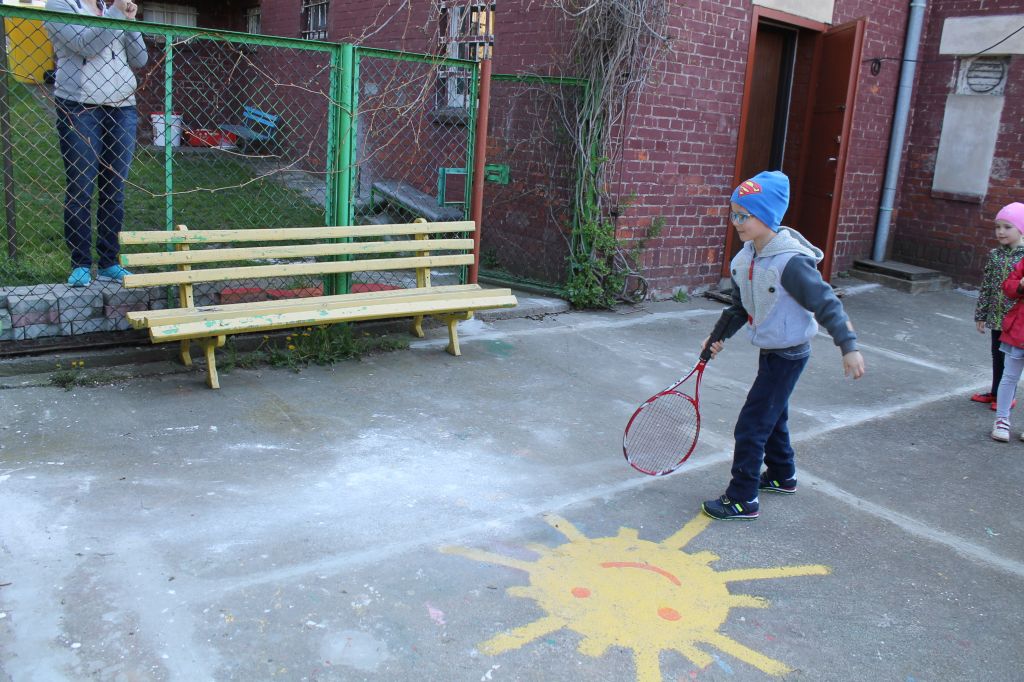 Dwaj zawodnicy na zakończenie sportowego tygodnia
