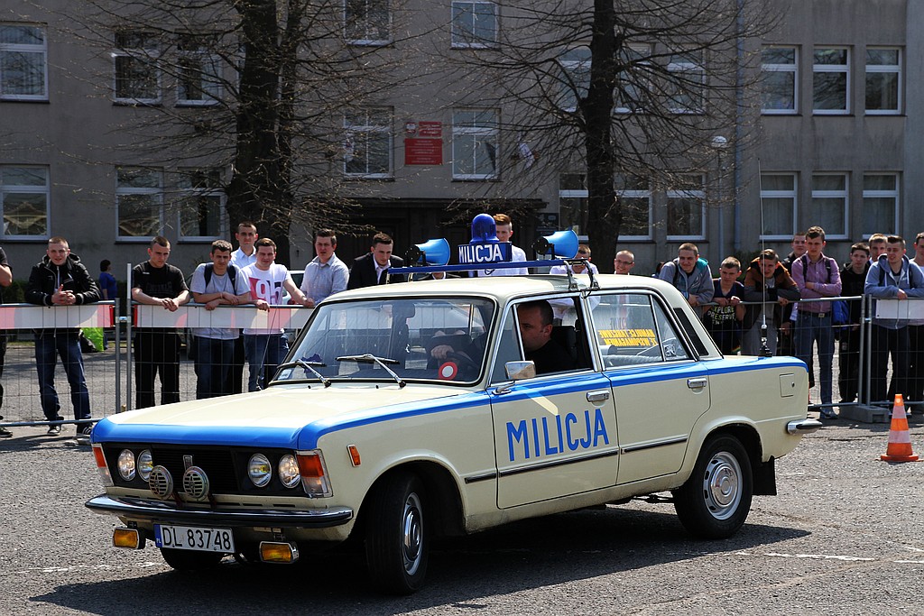 Motoryzacyjny pojedynek absolwentów