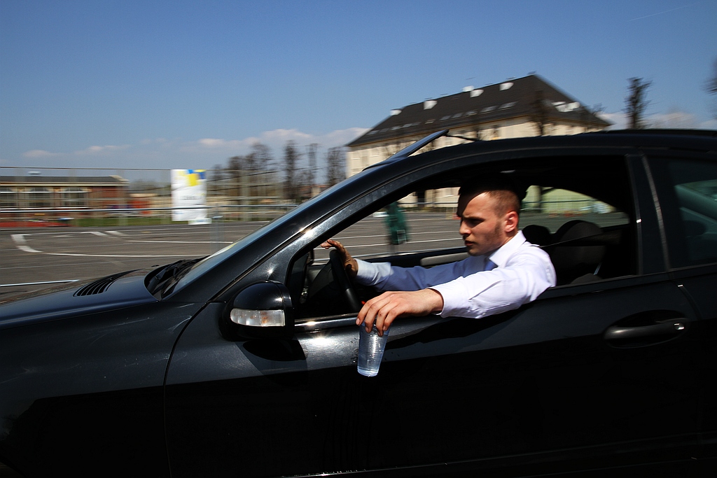 Motoryzacyjny pojedynek absolwentów