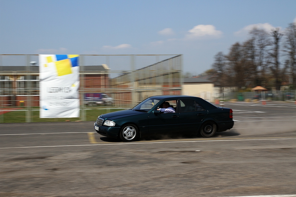 Motoryzacyjny pojedynek absolwentów