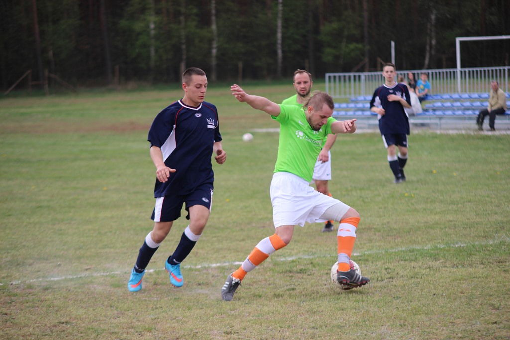 Klasa B: Ikar - Korona 3:0 (1:0)