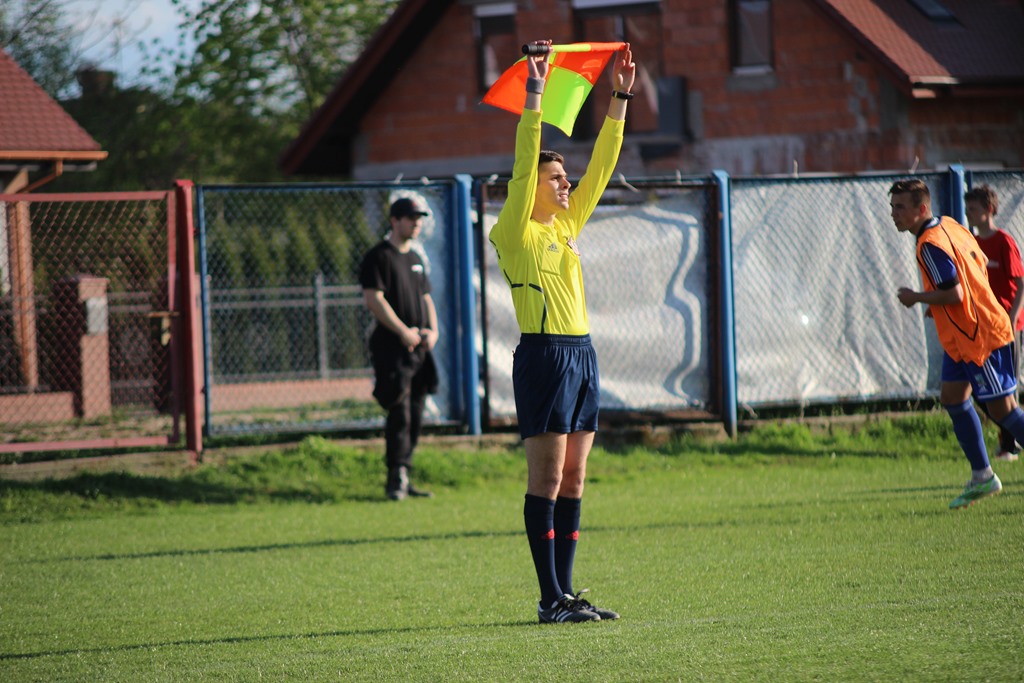 4. liga. Rezerwy Miedzi rozjechały Chojnowiankę