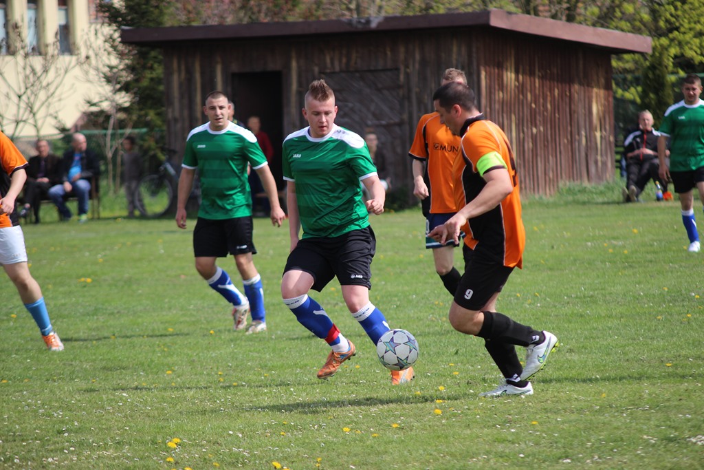 Klasa B: Czarni - 	Transportowiec 2:3