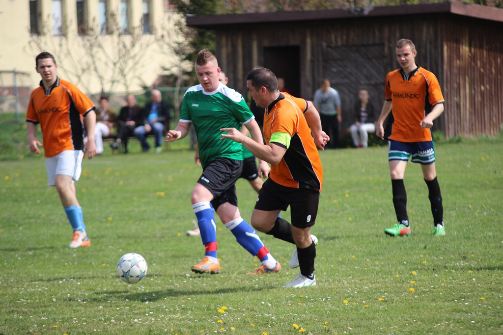 Klasa B: Czarni - 	Transportowiec 2:3