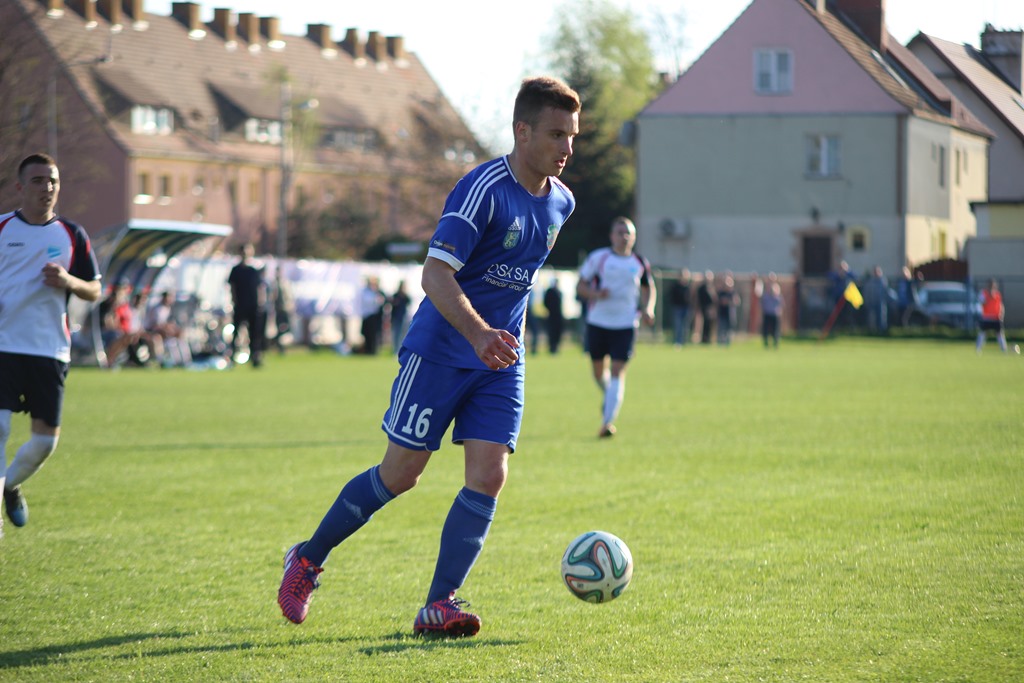 4. liga. Rezerwy Miedzi rozjechały Chojnowiankę