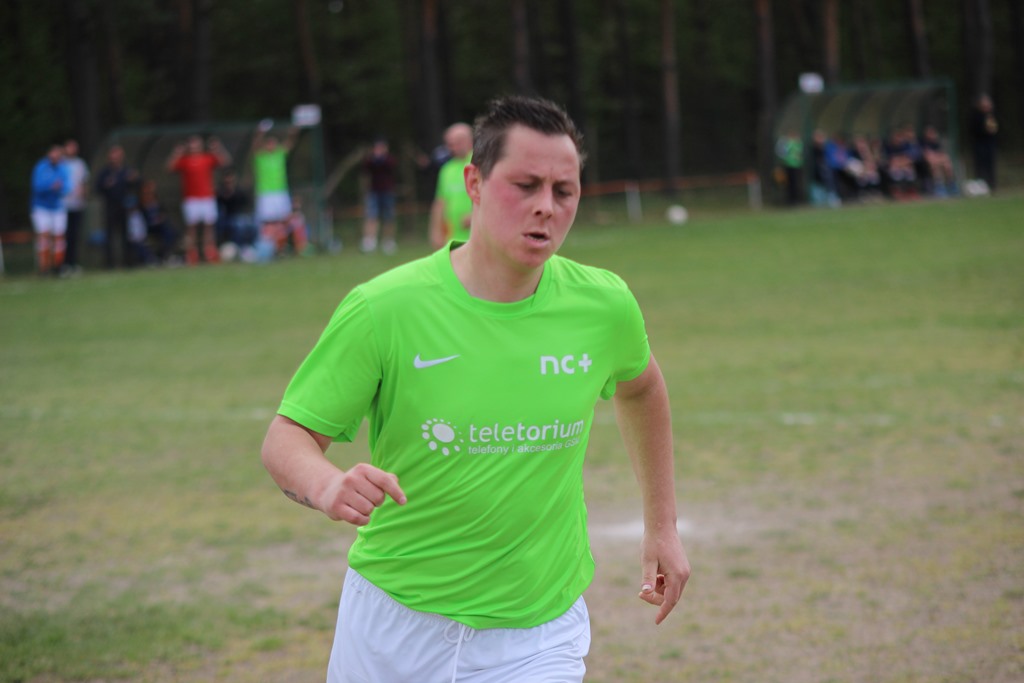 Klasa B: Ikar - Korona 3:0 (1:0)