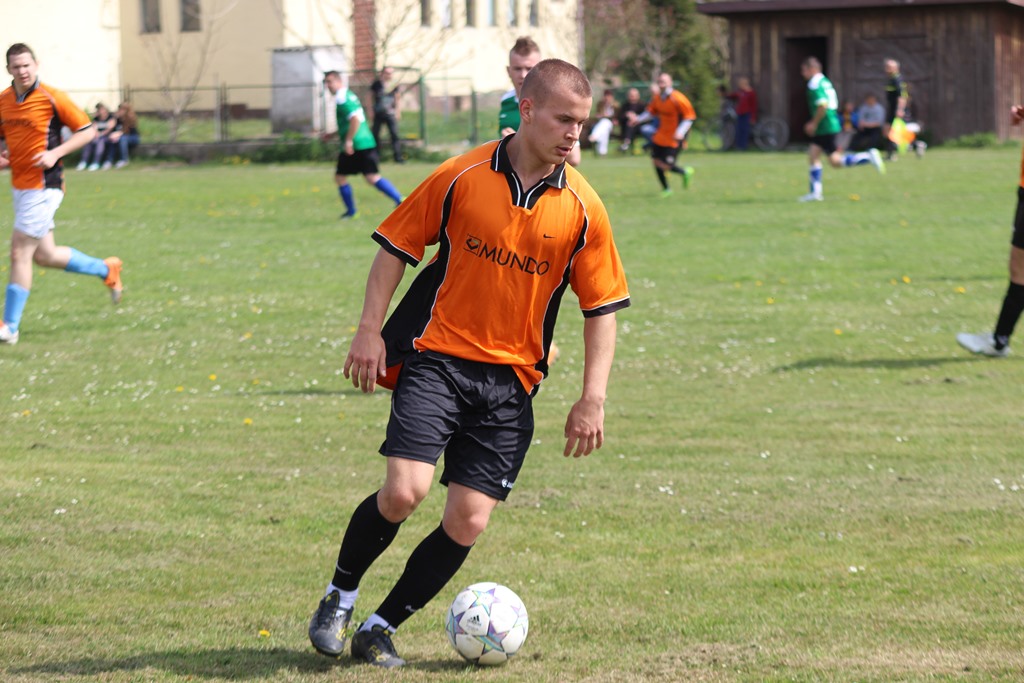 Klasa B: Czarni - 	Transportowiec 2:3