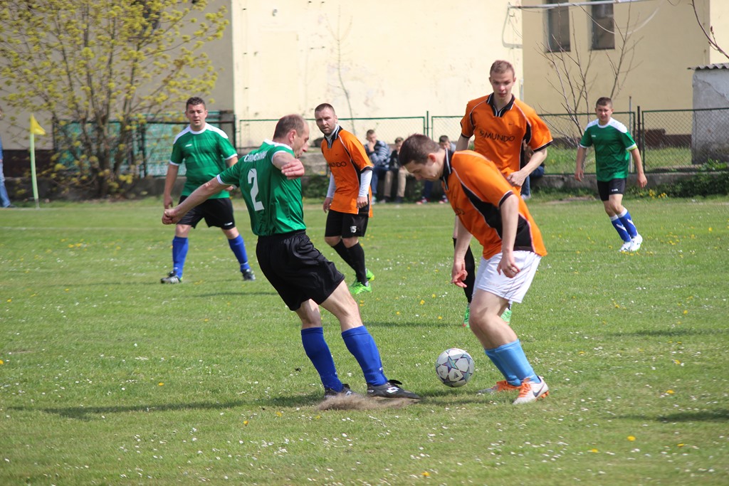 Klasa B: Czarni - 	Transportowiec 2:3
