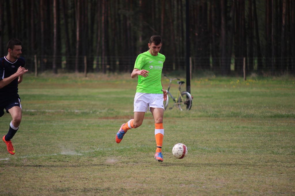 Klasa B: Ikar - Korona 3:0 (1:0)