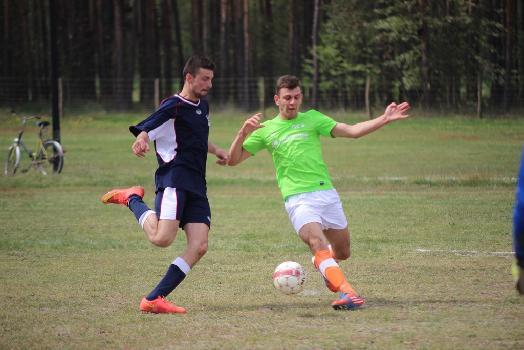 Klasa B: Ikar - Korona 3:0 (1:0)