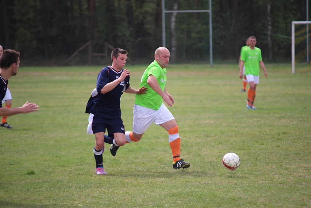 Klasa B: Ikar - Korona 3:0 (1:0)