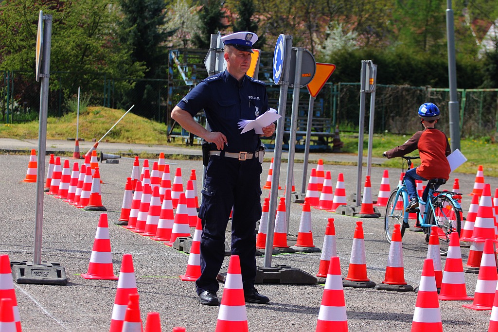 Popisywali się znajomością przepisów o ruchu drogowy	