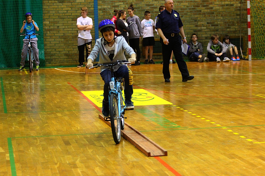 Popisywali się znajomością przepisów o ruchu drogowy	