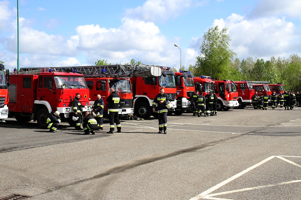Strażacy gasili pożar w hucie. Na szczęście na niby