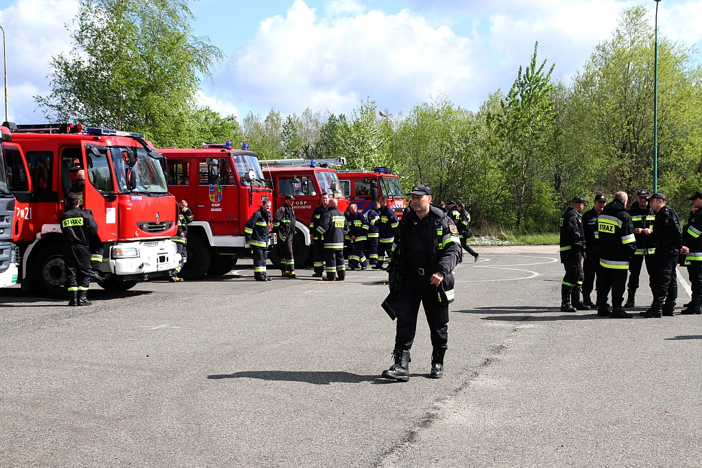 Strażacy gasili pożar w hucie. Na szczęście na niby