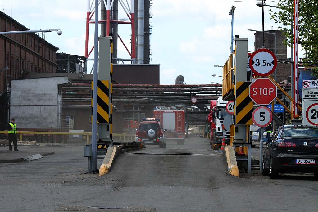 Strażacy gasili pożar w hucie. Na szczęście na niby