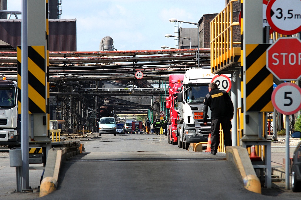 Strażacy gasili pożar w hucie. Na szczęście na niby