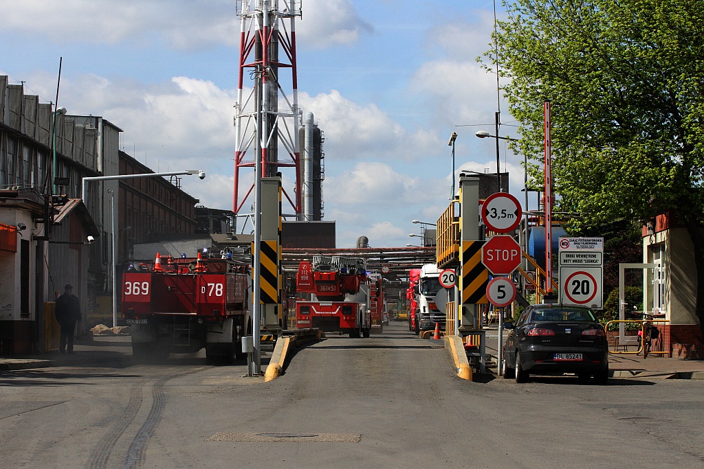 Strażacy gasili pożar w hucie. Na szczęście na niby