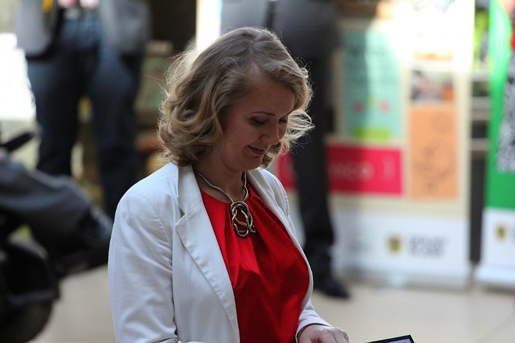 Prezydent wyjechał z Legnicy z miodem i książkami
