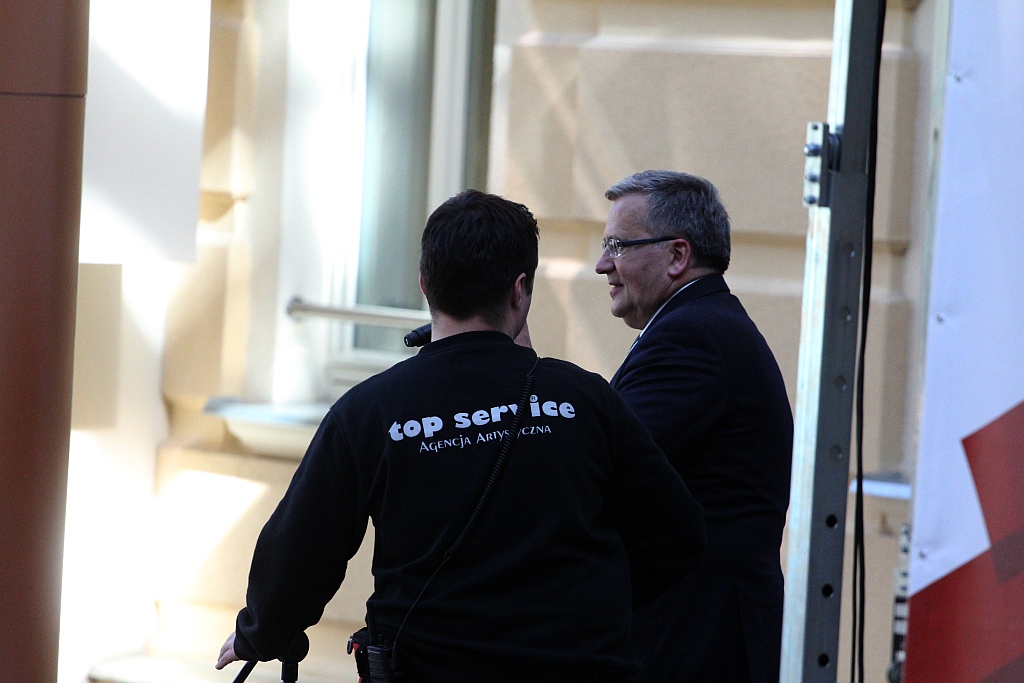 Prezydent wyjechał z Legnicy z miodem i książkami
