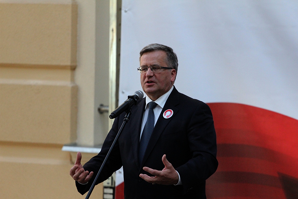 Prezydent wyjechał z Legnicy z miodem i książkami
