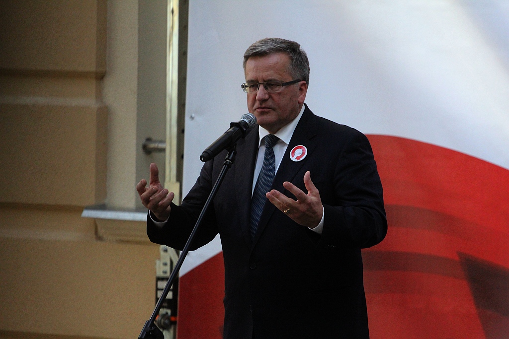 Prezydent wyjechał z Legnicy z miodem i książkami
