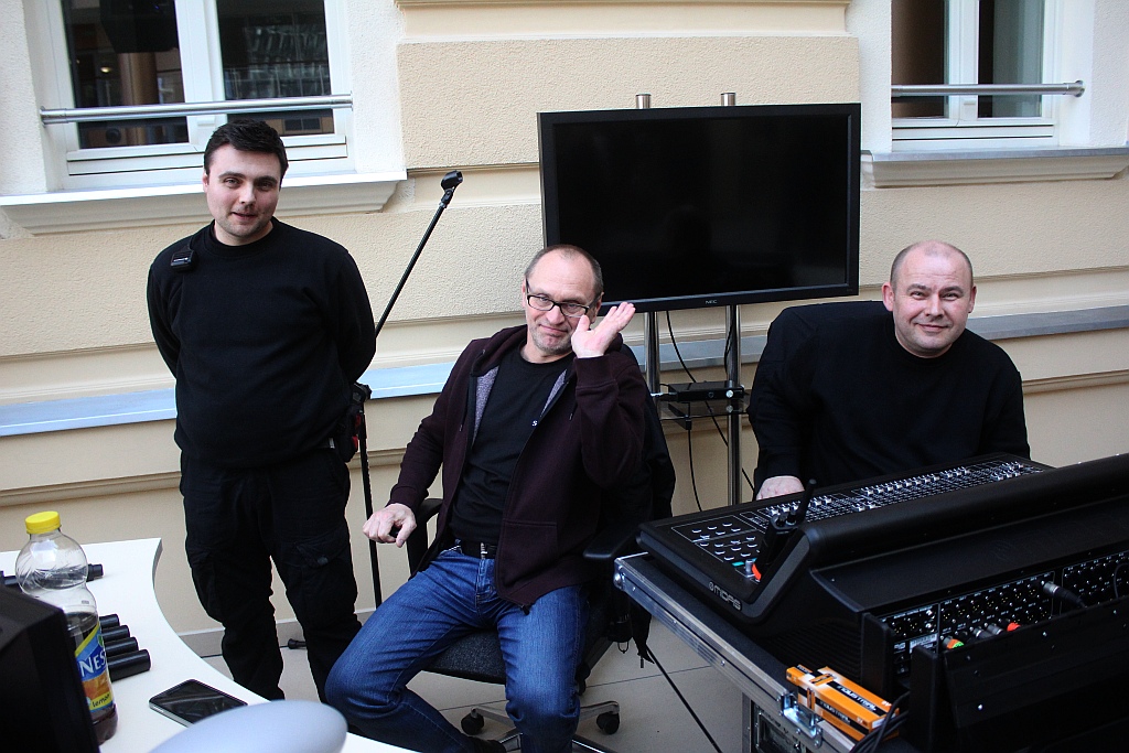 Prezydent wyjechał z Legnicy z miodem i książkami
